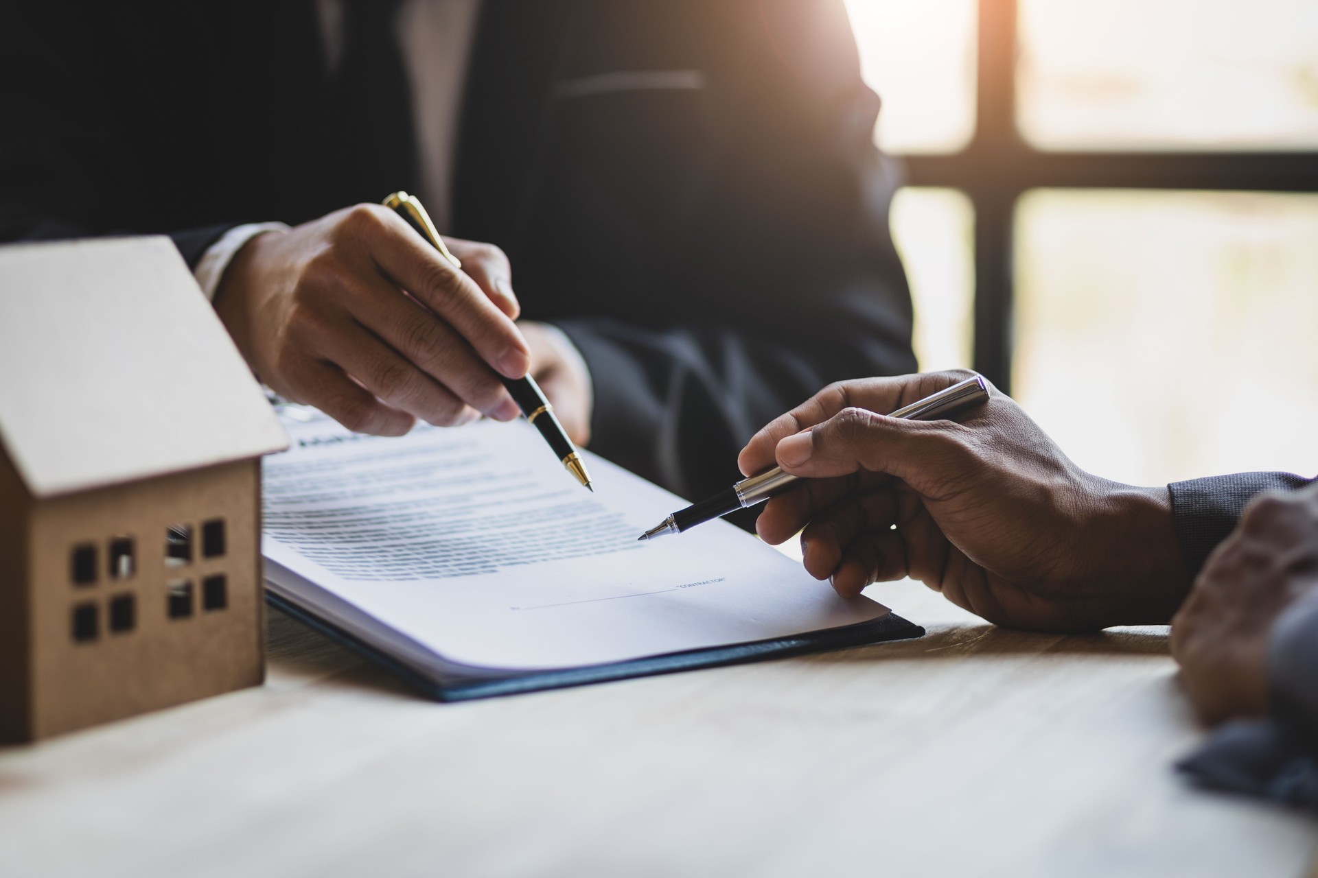 Uncover Cost Savings with HOA Management Contracts.